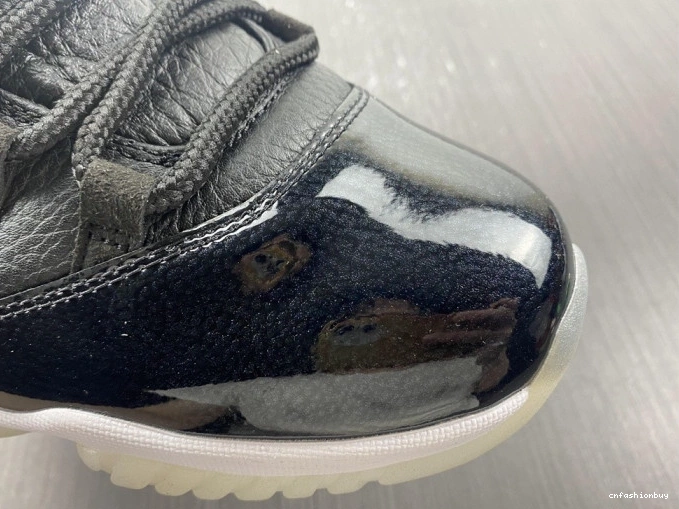 11 Jordan Air AV2187-001 Low Retro 72-10 0724